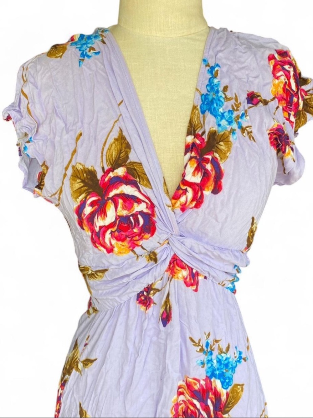 Lavender Floral Maxi Dress with V-Neck - Picture 2 of 4